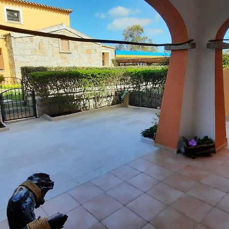 Le Residenze Del Mare Villa Porto San Paolo  Exterior photo